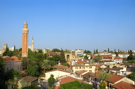 A mehmet pasa mecsetje es minaretje antalya regi varosaban foto