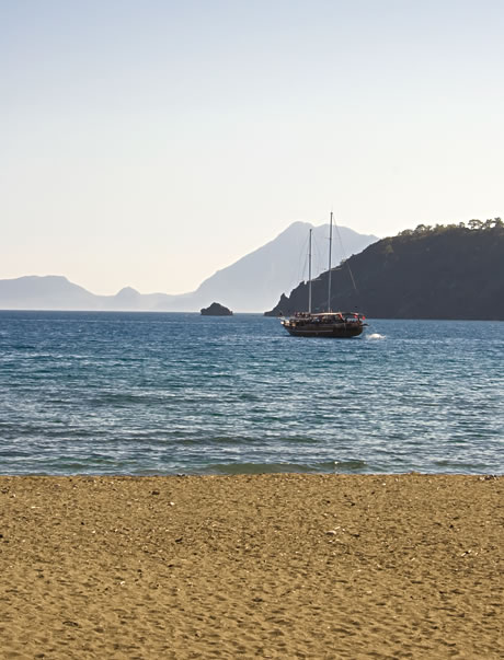 Plaja din antalya foto